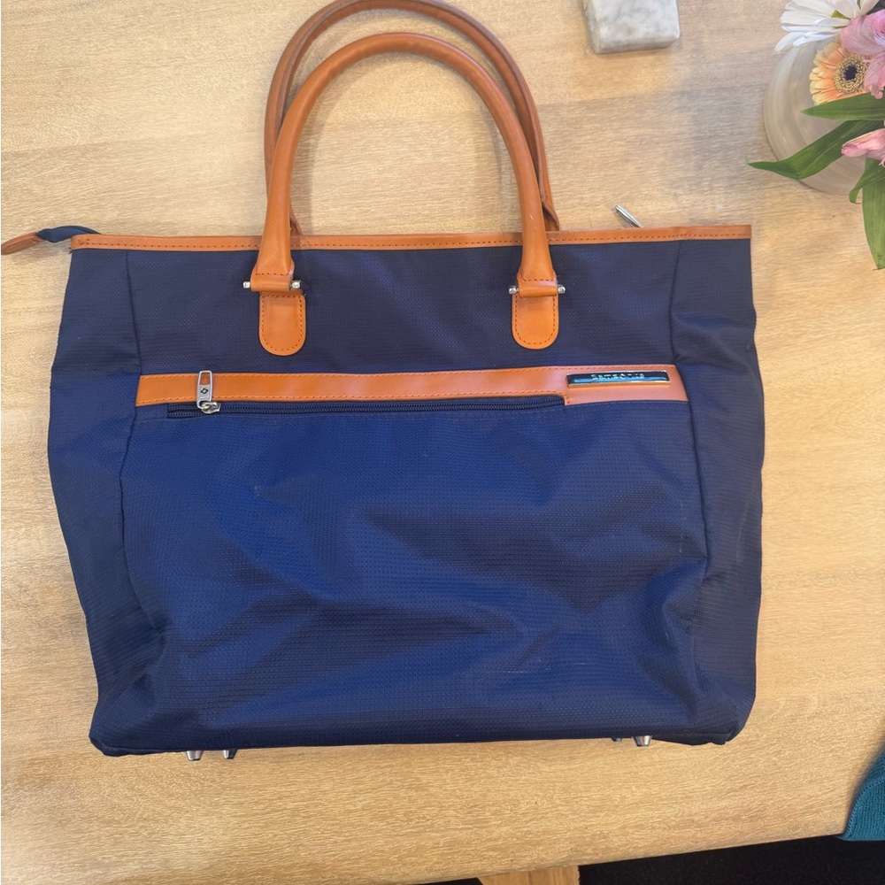 Samsonite tote